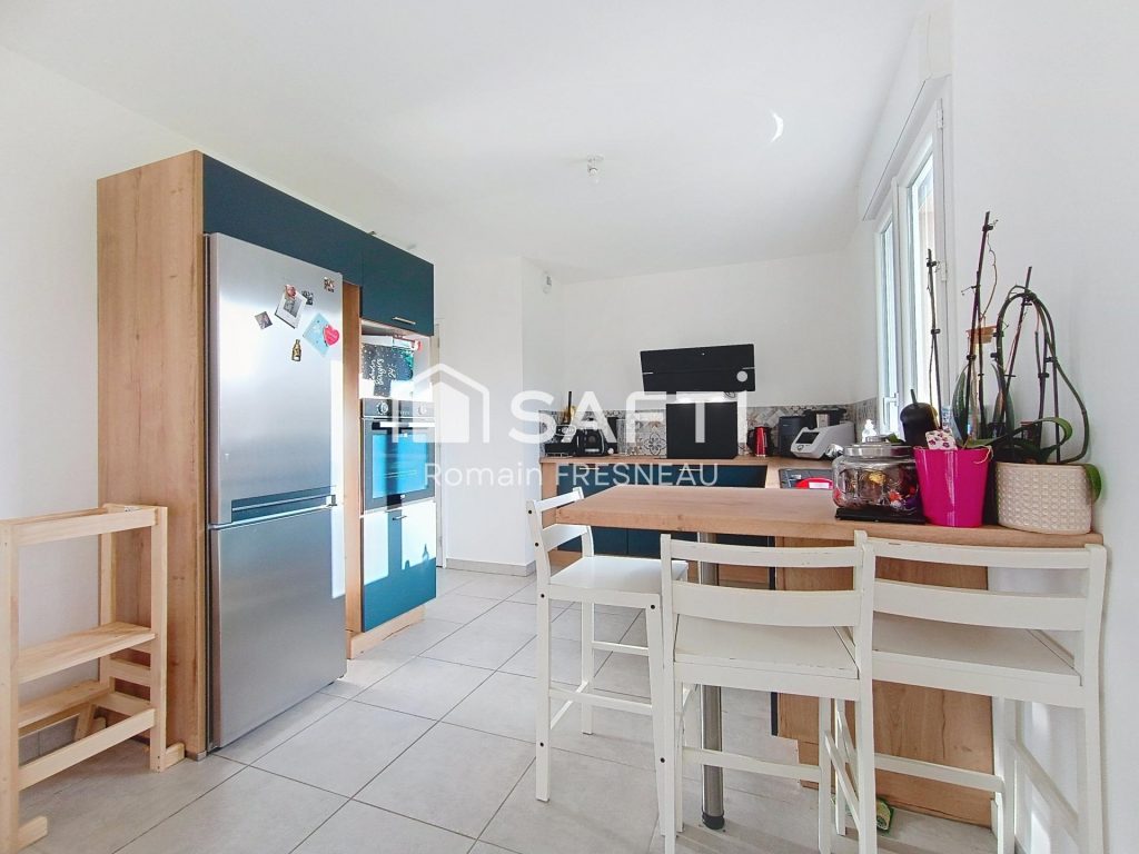 Maison à vendre à LA FLECHE de 98m² 182 000 € - cuisine